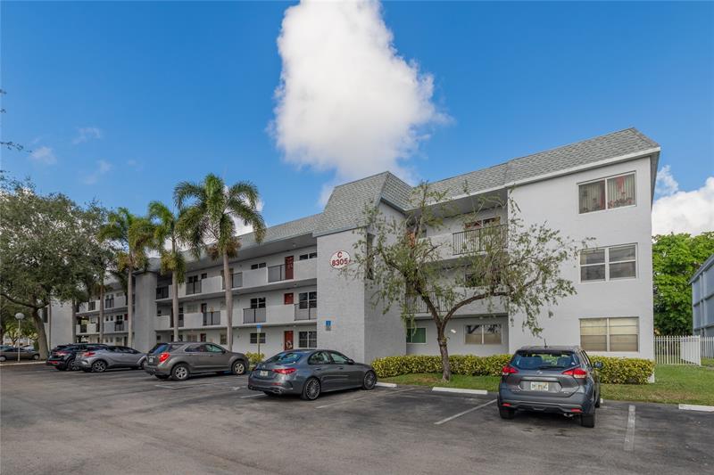 Image 4 of 28 For 8305 61st St. C215