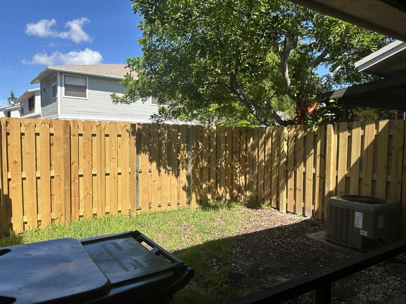 Image 19 of 21 For 621 105th Way