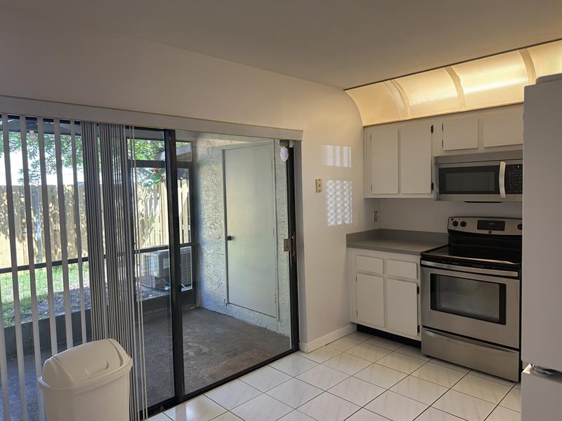 Image 7 of 21 For 621 105th Way