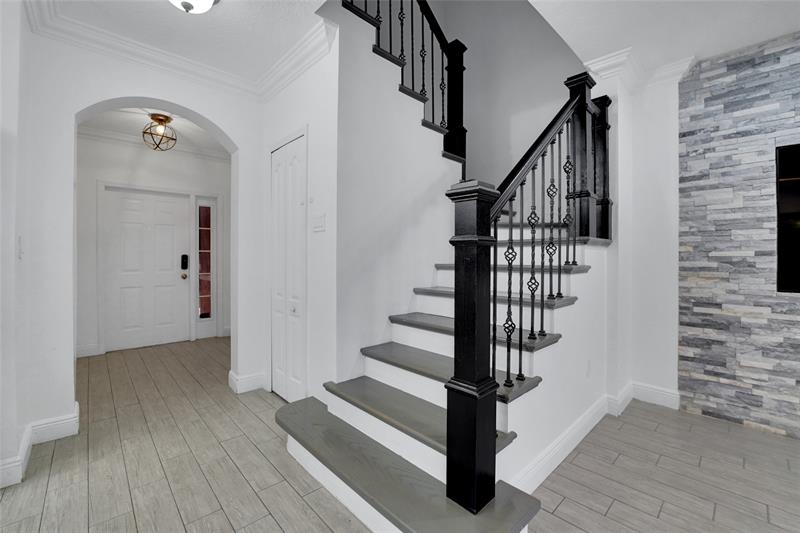 Image 21 of 50 For 12925 28th Ct
