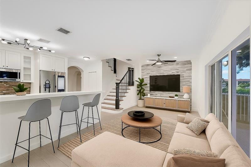 Image 4 of 50 For 12925 28th Ct