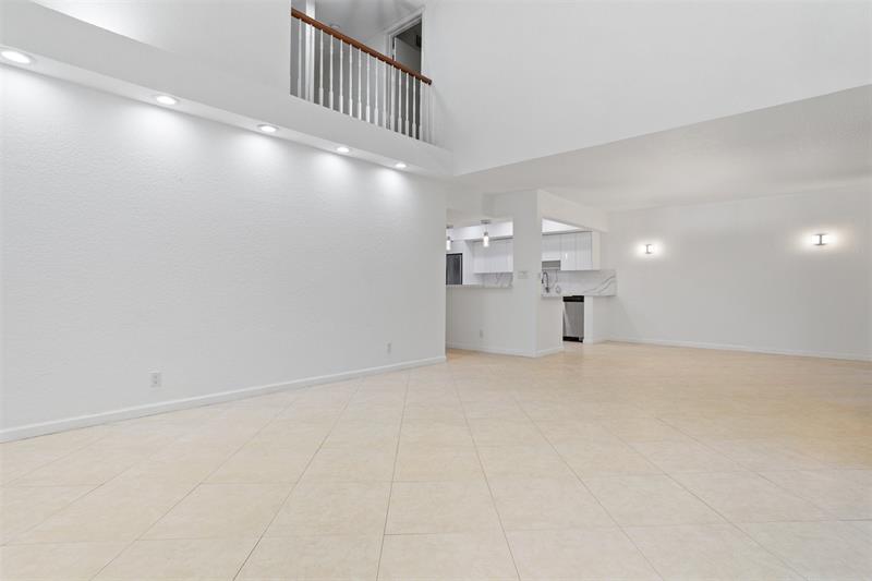 Image 11 of 32 For 2305 Saint Andrews Rd  129