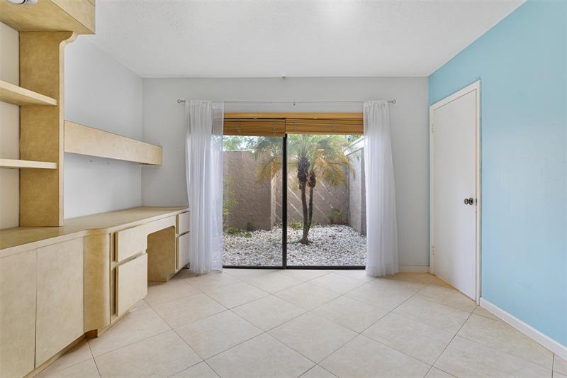 Image 14 of 32 For 2305 Saint Andrews Rd  129