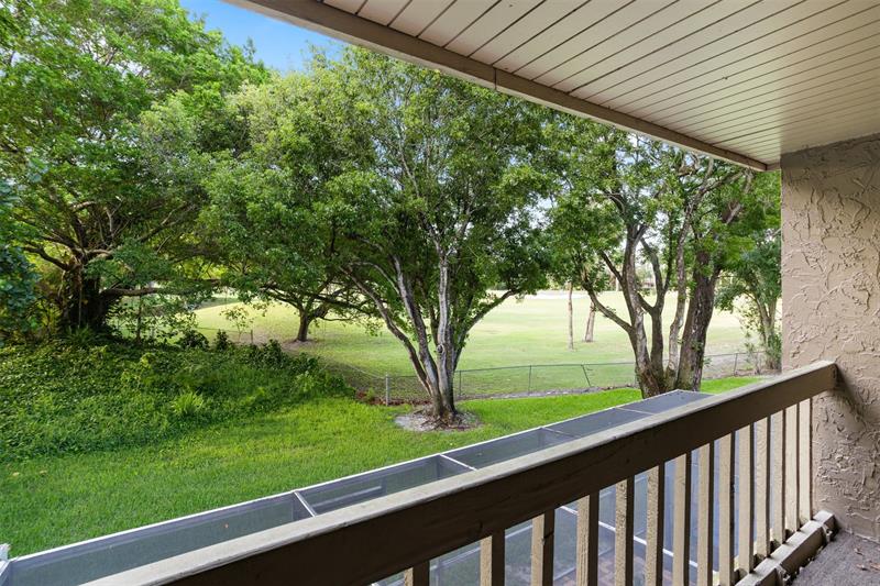 Image 21 of 32 For 2305 Saint Andrews Rd  129
