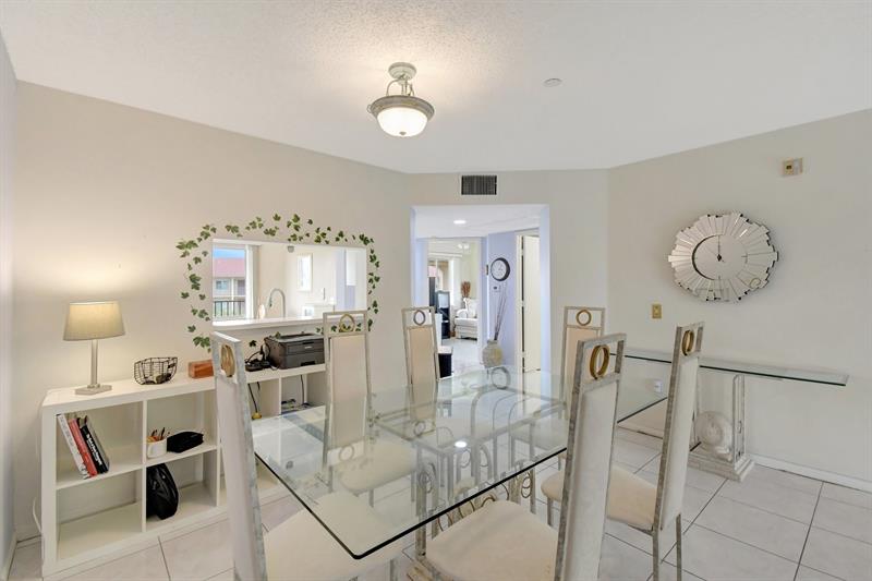 Image 12 of 31 For 900 142nd Ave  402 L