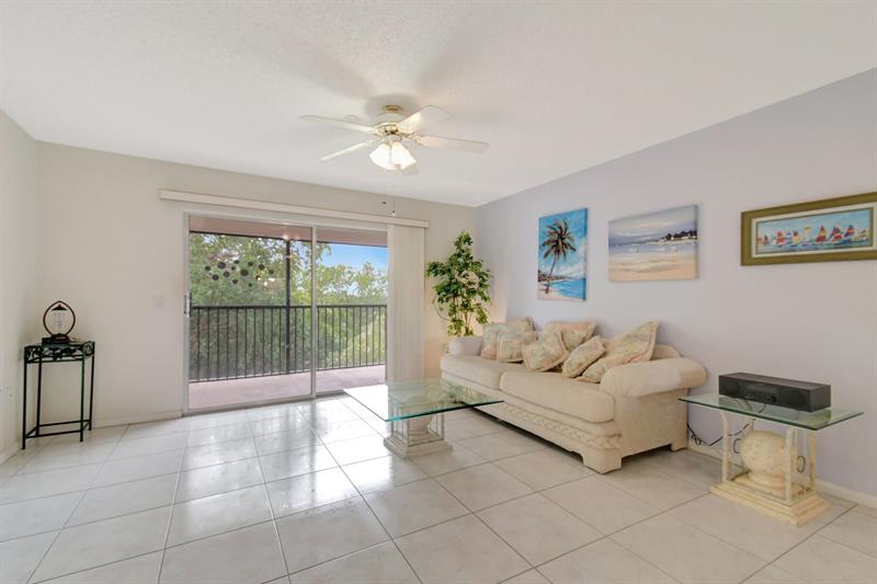 Image 14 of 31 For 900 142nd Ave  402 L