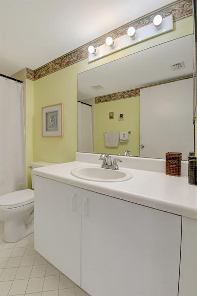 Image 27 of 31 For 900 142nd Ave  402 L