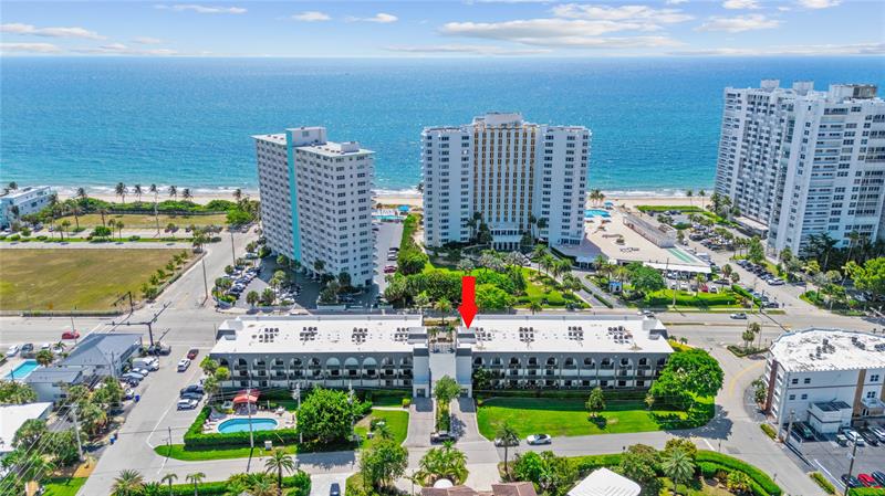 Image 26 of 35 For 4013 Ocean Dr  105
