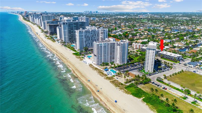 Image 27 of 35 For 4013 Ocean Dr  105