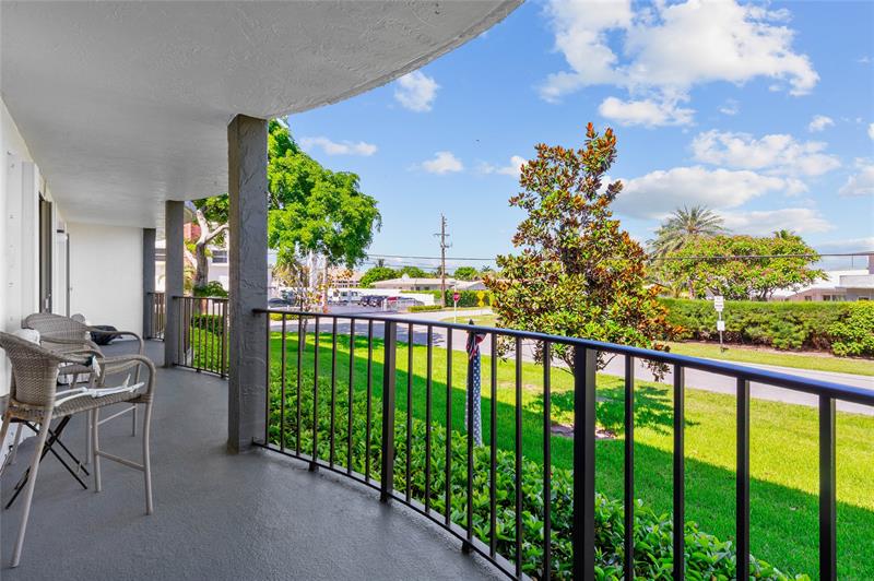 Image 34 of 35 For 4013 Ocean Dr  105