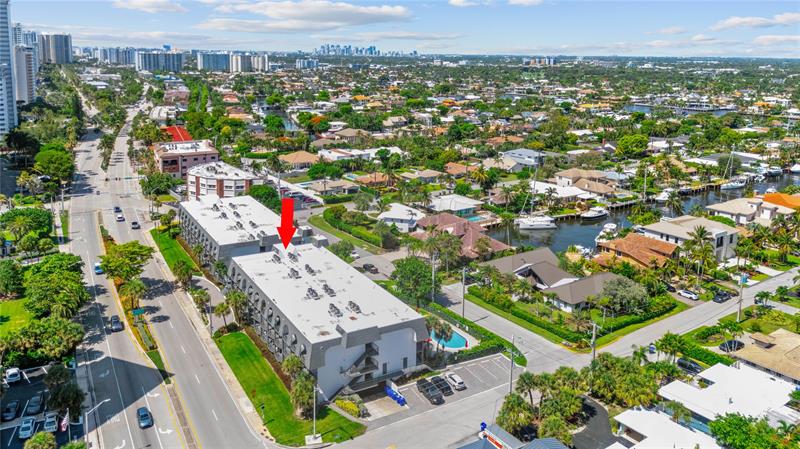 Image 5 of 35 For 4013 Ocean Dr  105