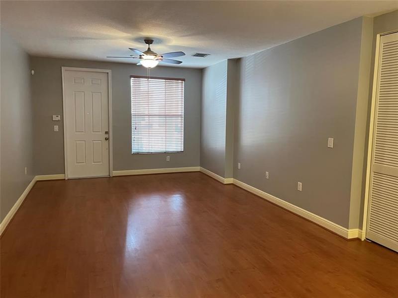 Image 6 of 9 For 417 13th Terrace  417