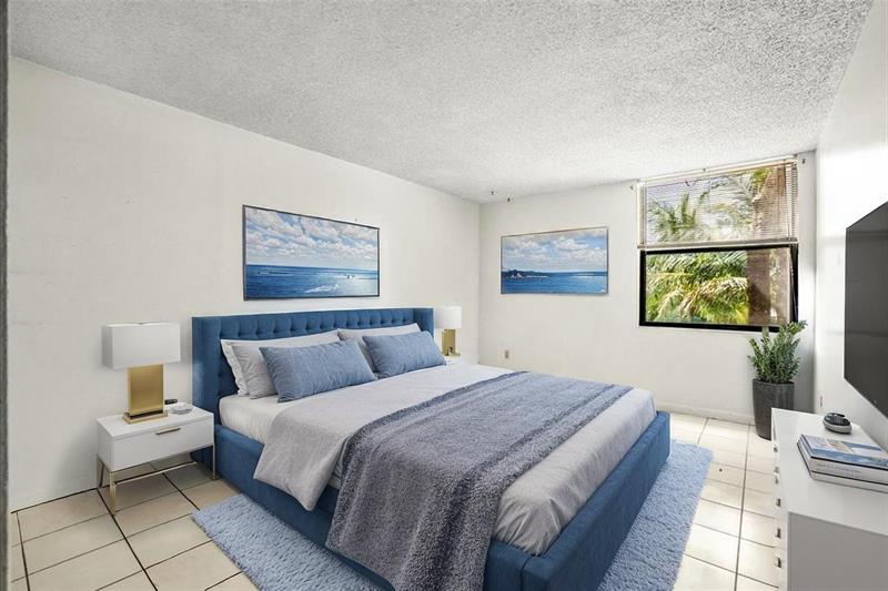 Image 12 of 26 For 14211 Kendall Dr  308e