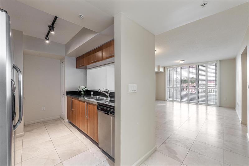 Image 5 of 48 For 610 Las Olas Blvd  415n
