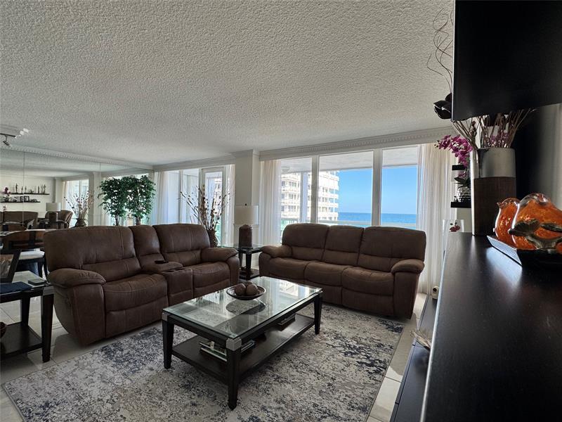 Image 7 of 19 For 2100 Ocean Ln  508
