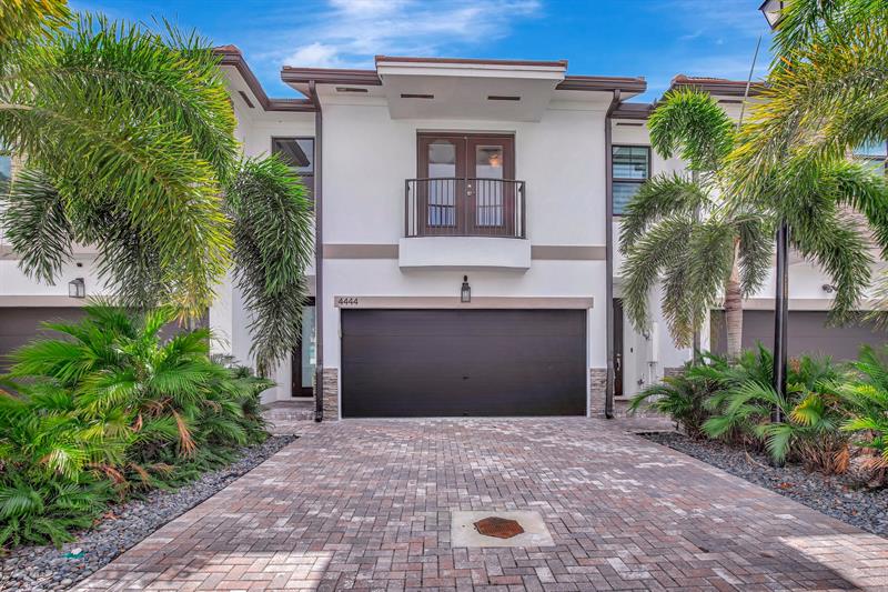 Details for 4444 Aqua Bella Ln, Dania Beach, FL 33312