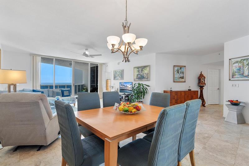 Image 12 of 48 For 3100 Ocean Blvd  1203