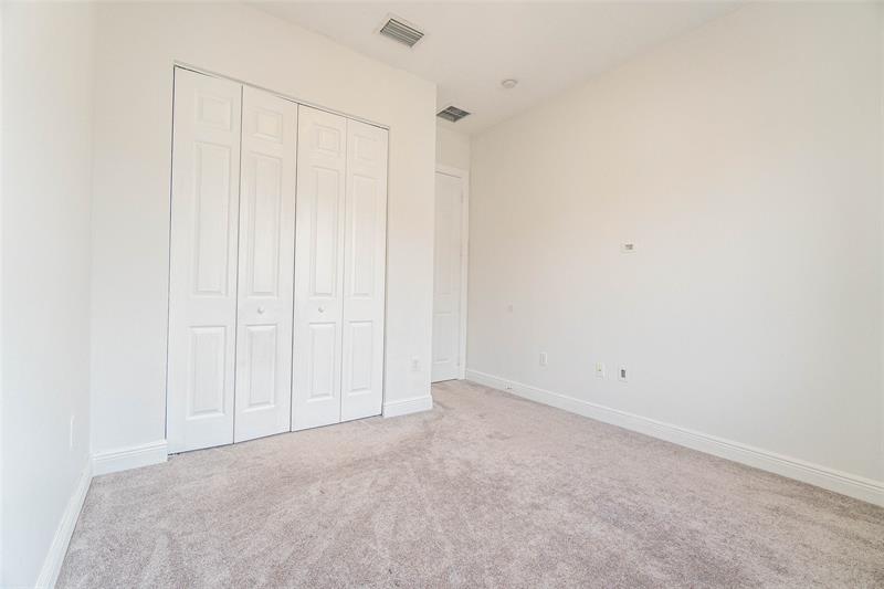 Image 15 of 38 For 2514 Venetian Ct