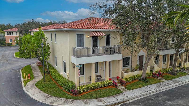 Image 33 of 38 For 2514 Venetian Ct