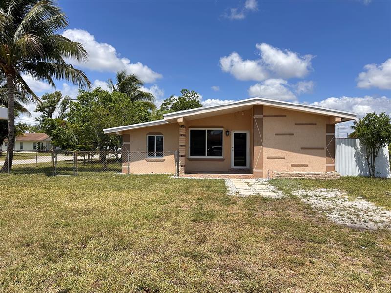 Details for 17150 4th Pl, North Miami Beach, FL 33162