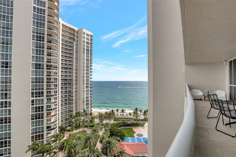 Image 24 of 50 For 3100 Ocean Blvd  1605