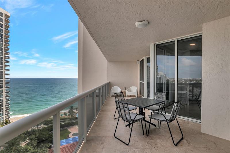 Image 30 of 50 For 3100 Ocean Blvd  1605