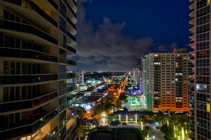 Image 39 of 50 For 3100 Ocean Blvd  1605