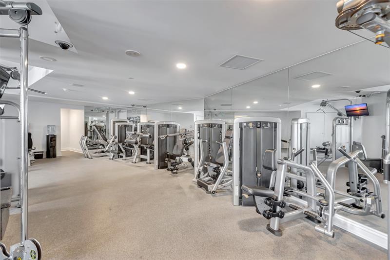 Image 47 of 50 For 3100 Ocean Blvd  1605