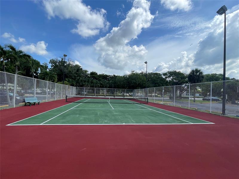 Image 14 of 14 For 5190 Sabal Palm Blvd  104