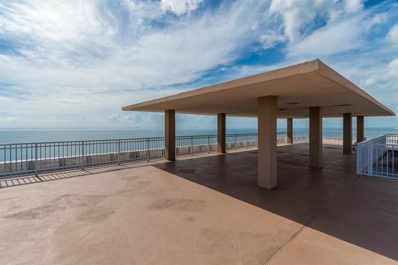 Image 17 of 53 For 4100 Galt Ocean Dr  606