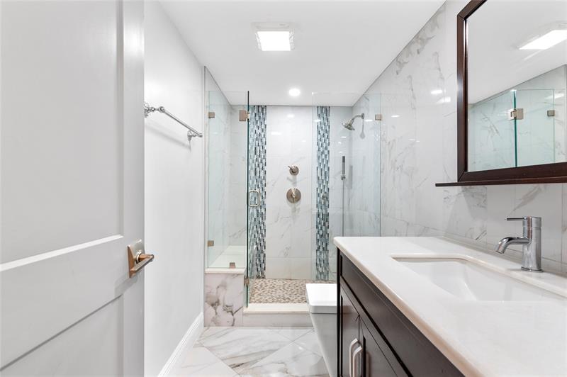 Image 35 of 53 For 4100 Galt Ocean Dr  606