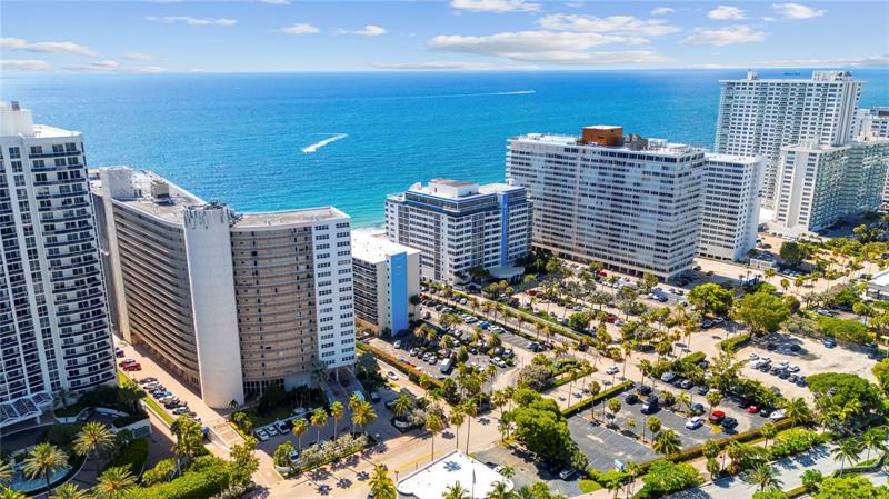 Image 42 of 53 For 4100 Galt Ocean Dr  606