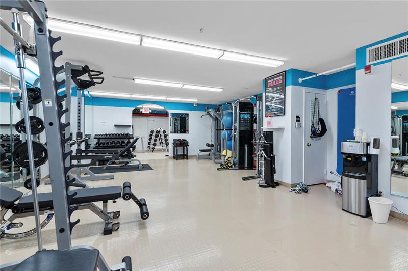 Image 46 of 53 For 4100 Galt Ocean Dr  606