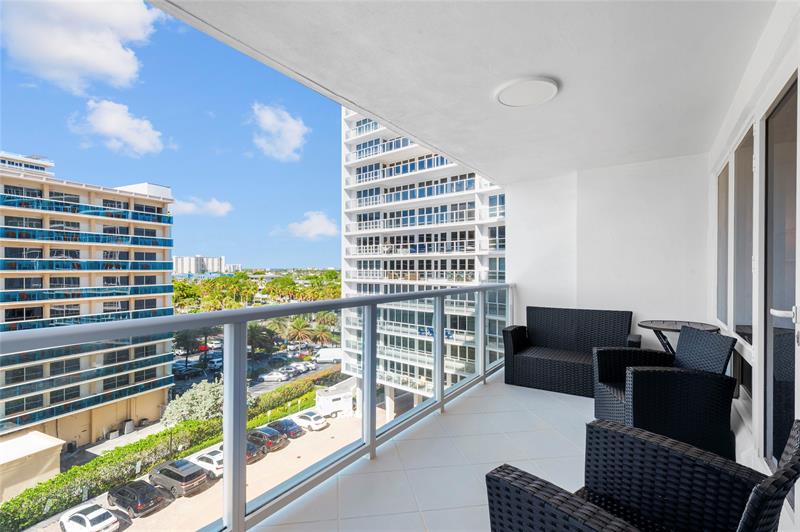 Image 49 of 53 For 4100 Galt Ocean Dr  606