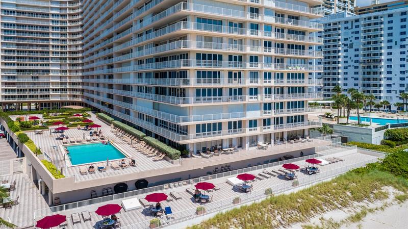 Image 5 of 53 For 4100 Galt Ocean Dr  606