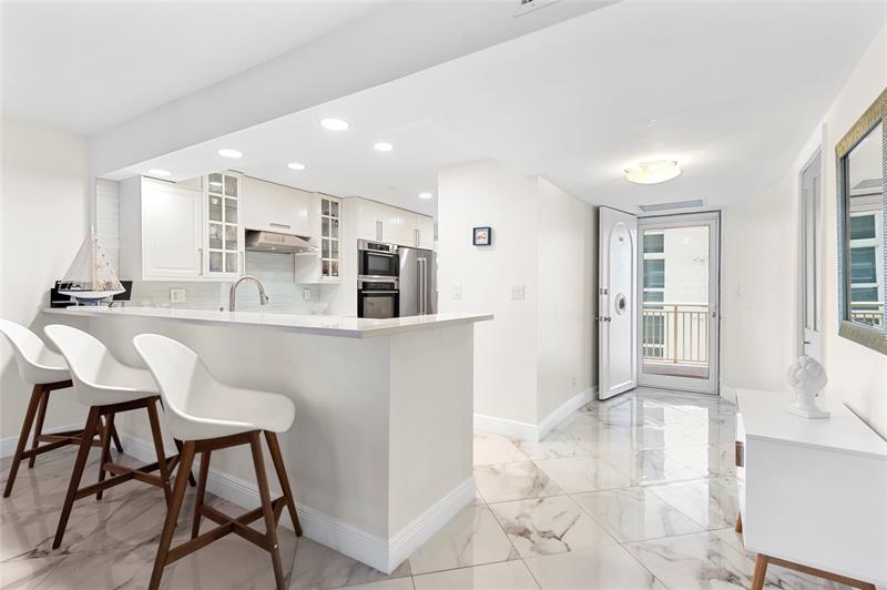 Image 8 of 53 For 4100 Galt Ocean Dr  606