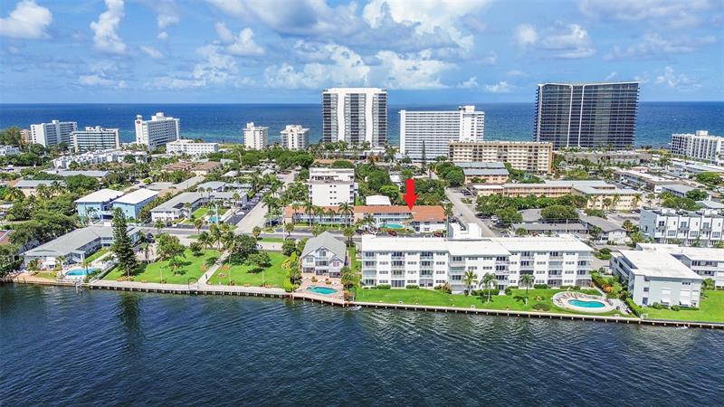 Image 11 of 61 For 1110 Riverside Dr  27