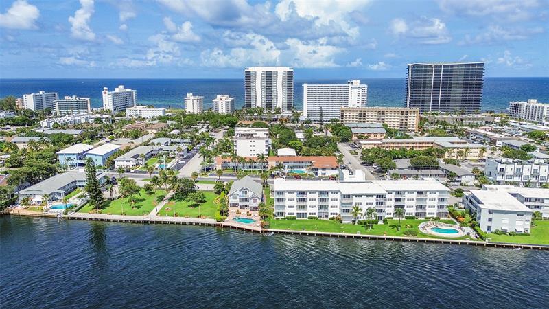 Image 58 of 61 For 1110 Riverside Dr  27