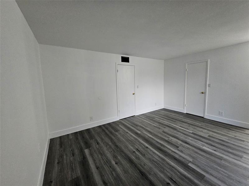 Image 33 of 38 For 2691 60th Way  189