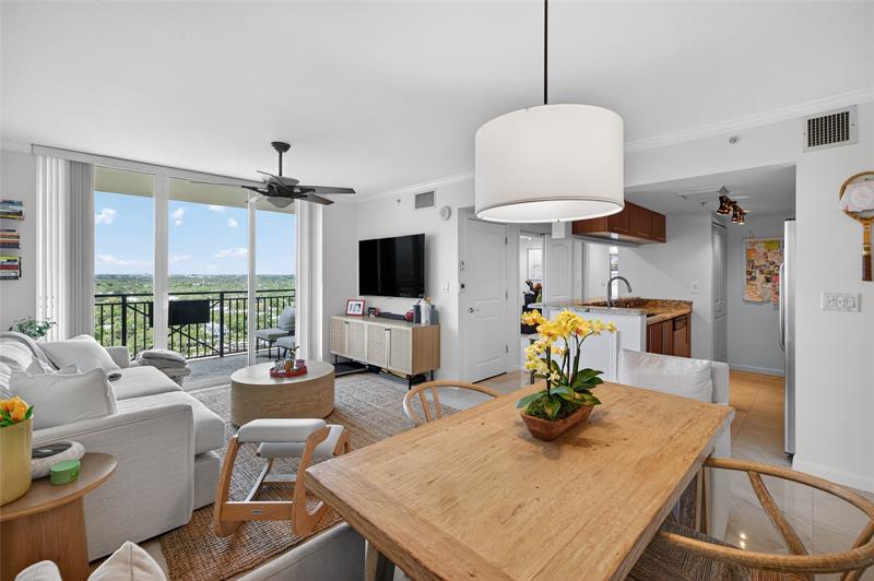 Image 12 of 52 For 600 Las Olas Blvd  1601s