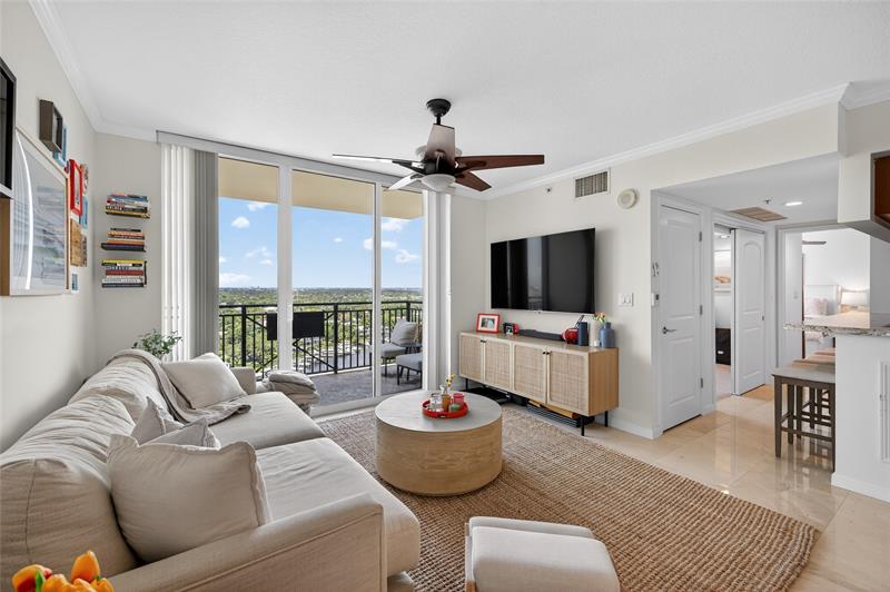 Image 13 of 52 For 600 Las Olas Blvd  1601s