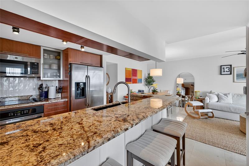Image 22 of 52 For 600 Las Olas Blvd  1601s