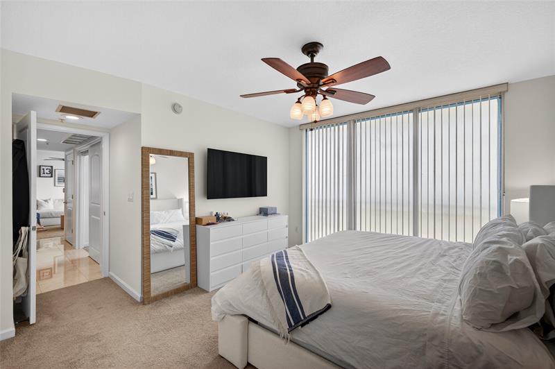 Image 25 of 52 For 600 Las Olas Blvd  1601s