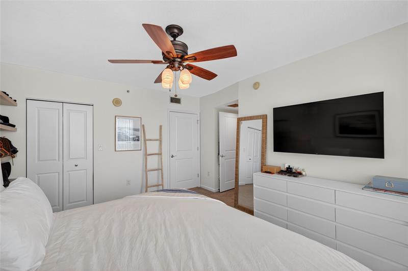 Image 26 of 52 For 600 Las Olas Blvd  1601s