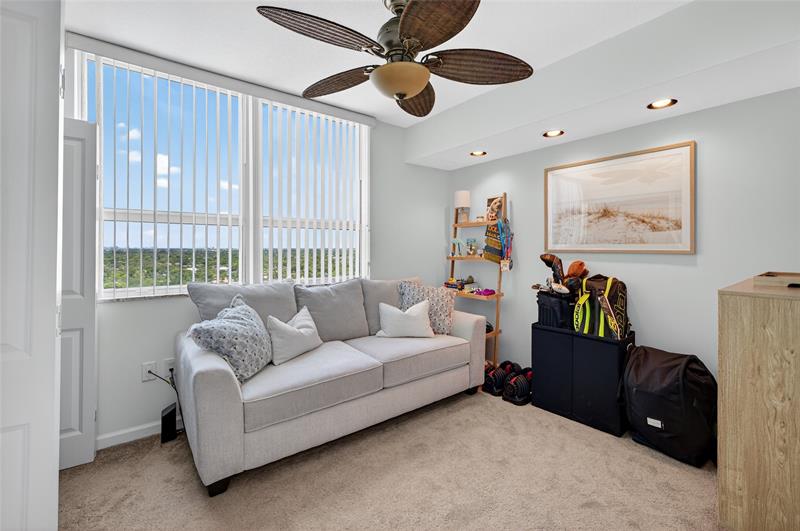 Image 28 of 52 For 600 Las Olas Blvd  1601s