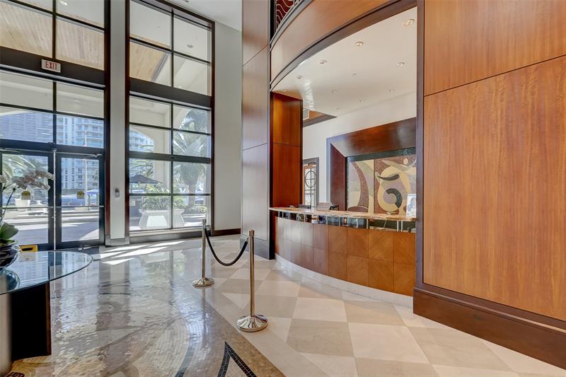 Image 8 of 52 For 600 Las Olas Blvd  1601s