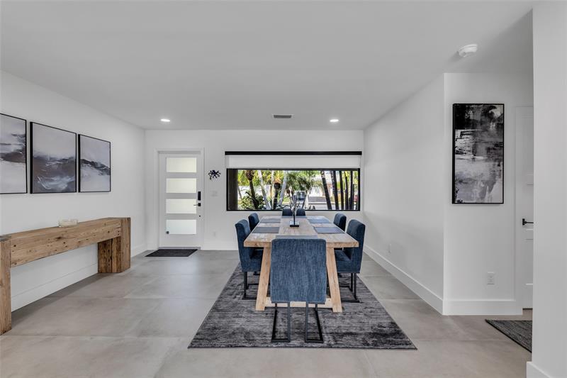 Image 26 of 77 For 160 3rd Ct  