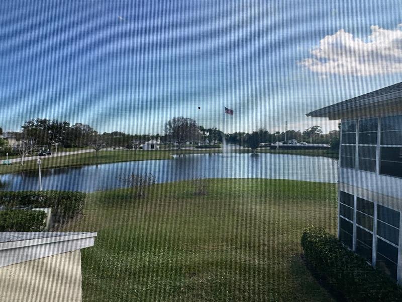 Image 11 of 20 For 177 Grove Isle Cir  177