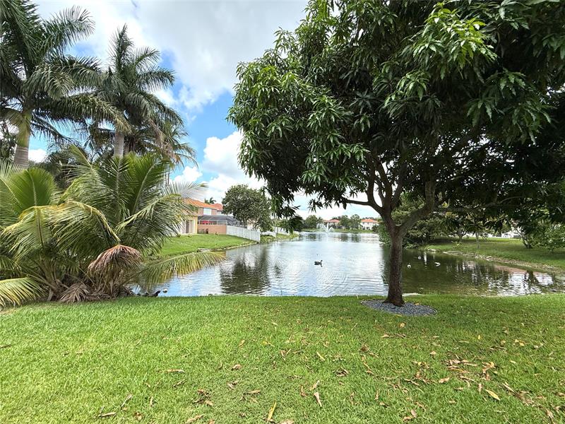 Image 16 of 44 For 13549 5th Ct