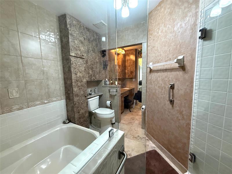 Image 30 of 44 For 13549 5th Ct